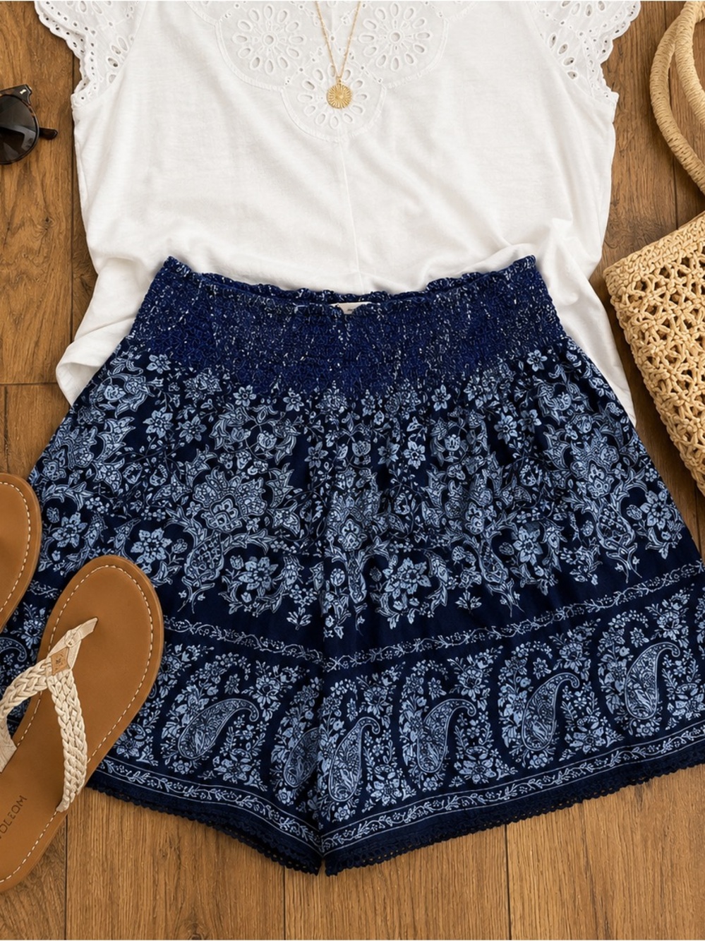 Smocked Waist Floral Paisley Women’s Shorts - Navy